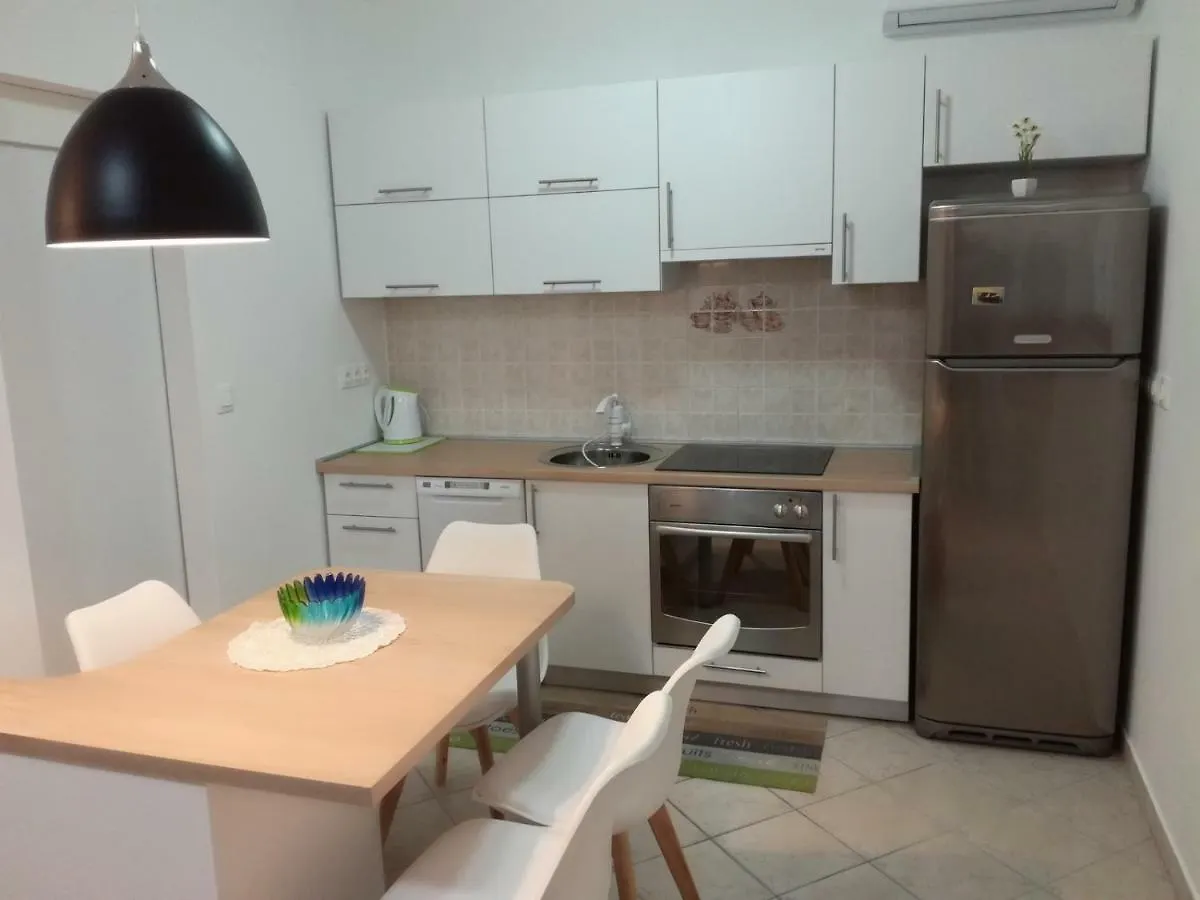 Alf Rab Apartment Kampor